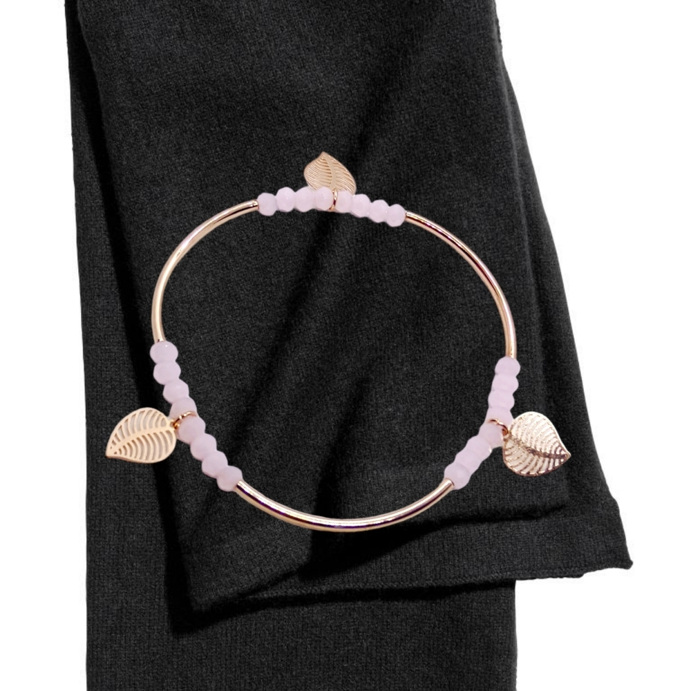 🌲10/$20. Gold Tone Bracelet with Gold Leaves and Pink Glass Beads - Picture 3 of 3